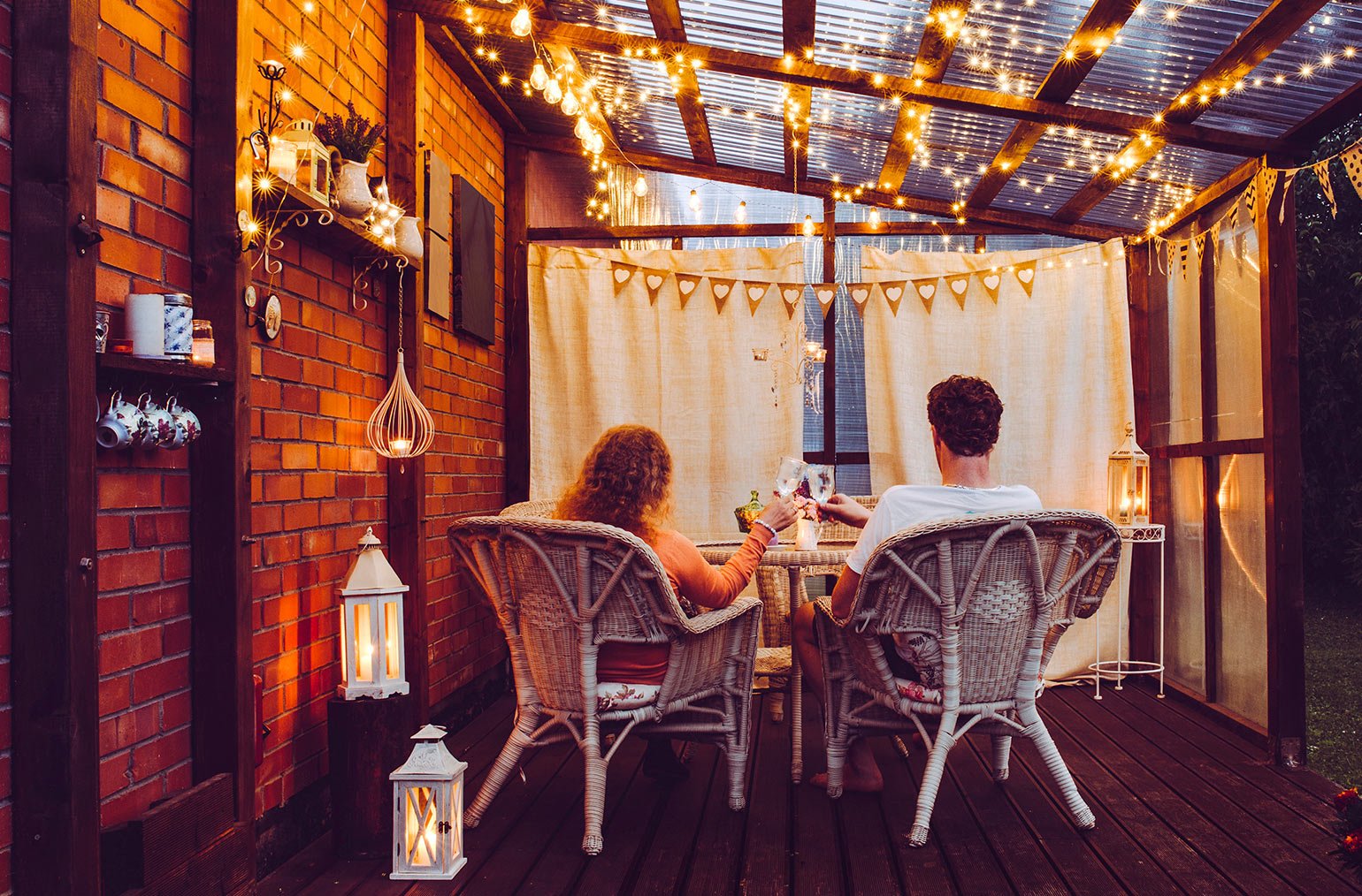 Éclairage du balcon : 6 idées lumineuses pour profiter de son balcon - Lumihome