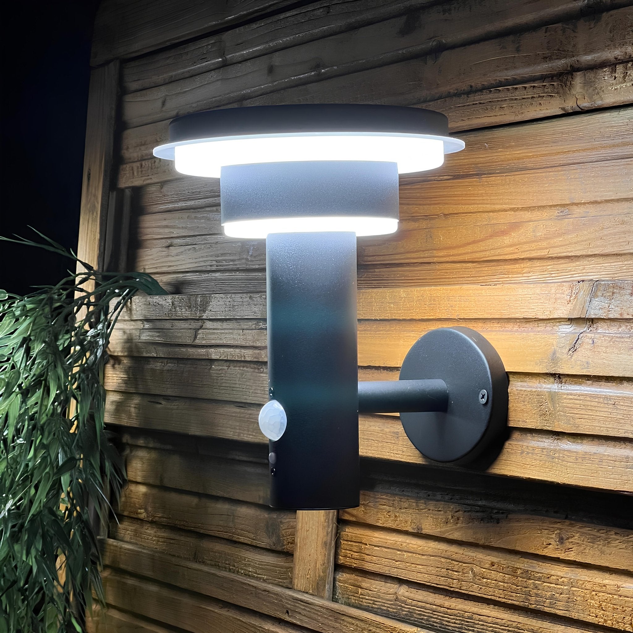 Solar Led Wandleuchte GENOVA - Bewegungsmelder - 3 Lichtmodi 75 bis 600 Lumen - Lumihome