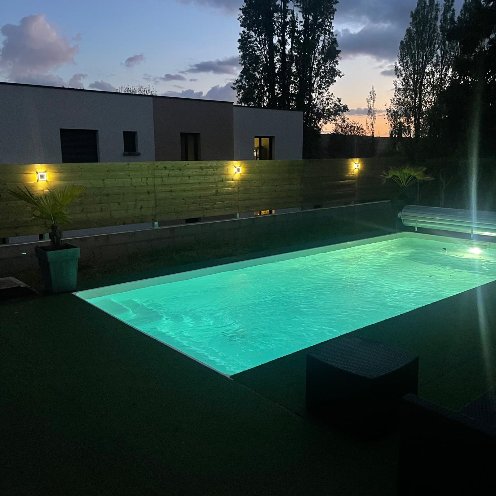 Quadratischer LED-Solar-Pflasterstein - 3 Modi von 50 bis 200 Lumen - Boden- oder Wandmontage - Lumihome