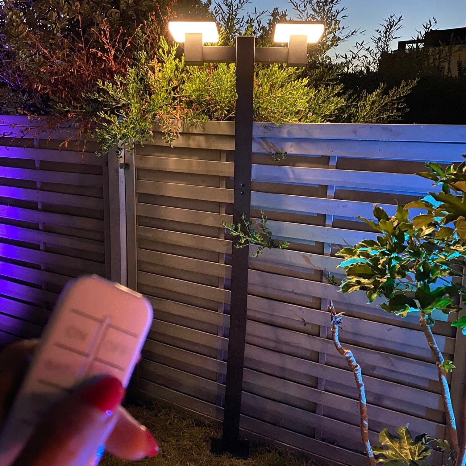 Akku mit Plug für SUN2000 Solar-Standleuchte - Lithium-Ionen 18650 4400 mAh 3.7V - Lumihome-Deutschland.com