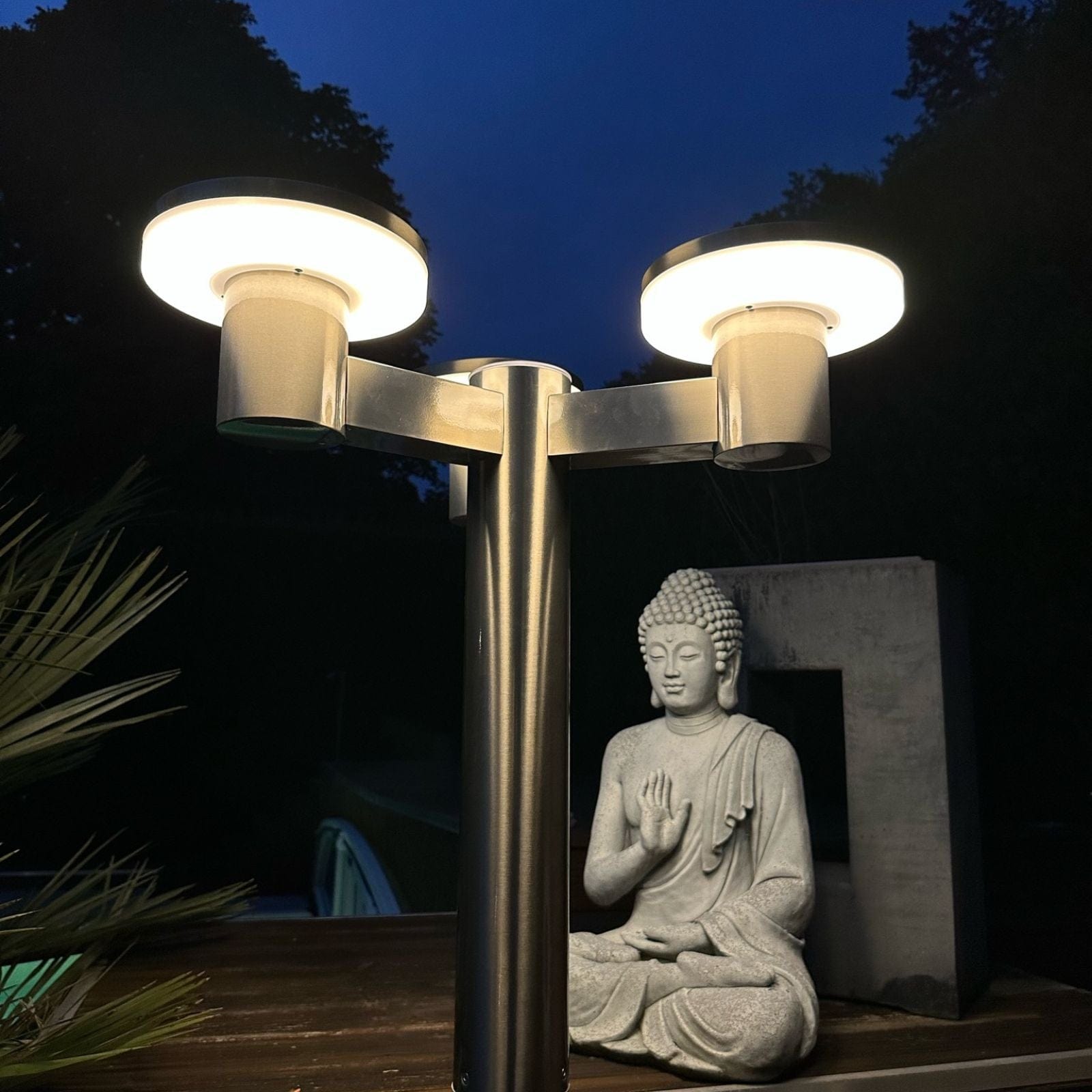 Led-Solar-Standleuchte ALTO 3000 - Höhe 2m - Fernbedienbar - 300 bis 3000 Lumen - Lumihome-Deutschland.com