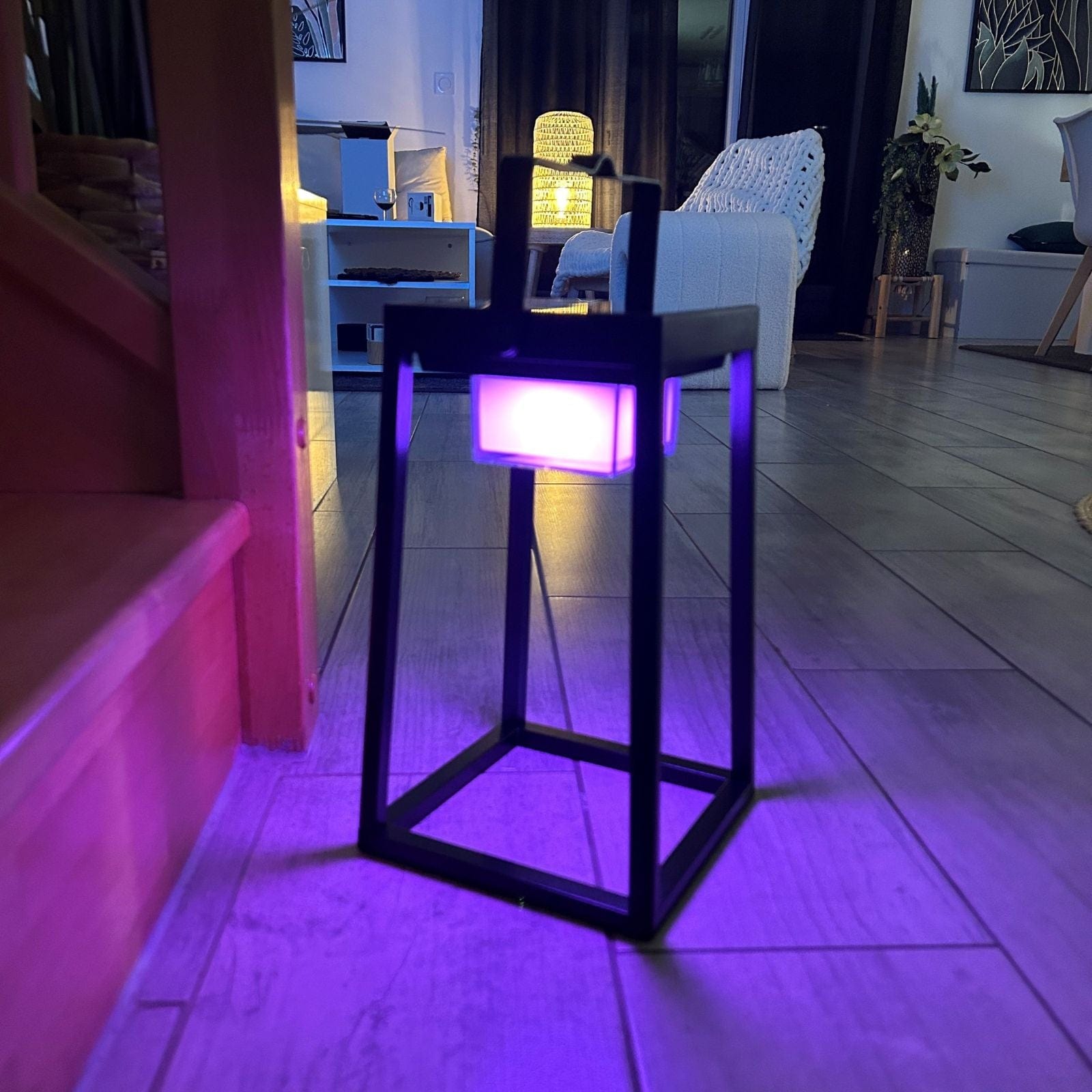 EVADE Solar & Usb Connected Led Laterne - RGB+CCT - Mit Smartphone steuerbar - Drinnen & Draußen - Lumihome