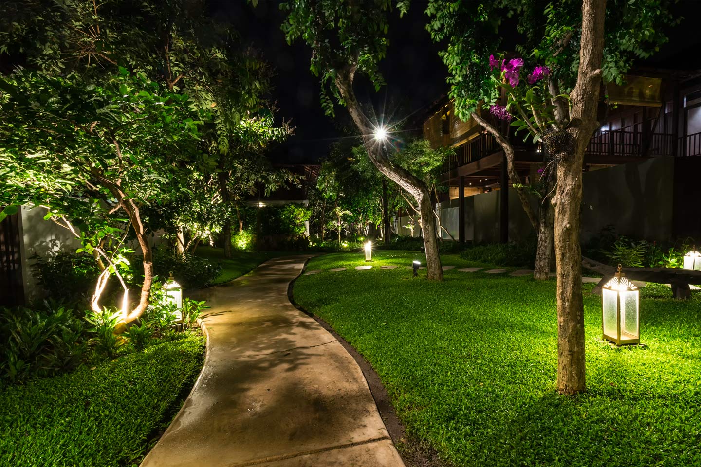 Color temperature: how to choose for outdoors? - Lumihome