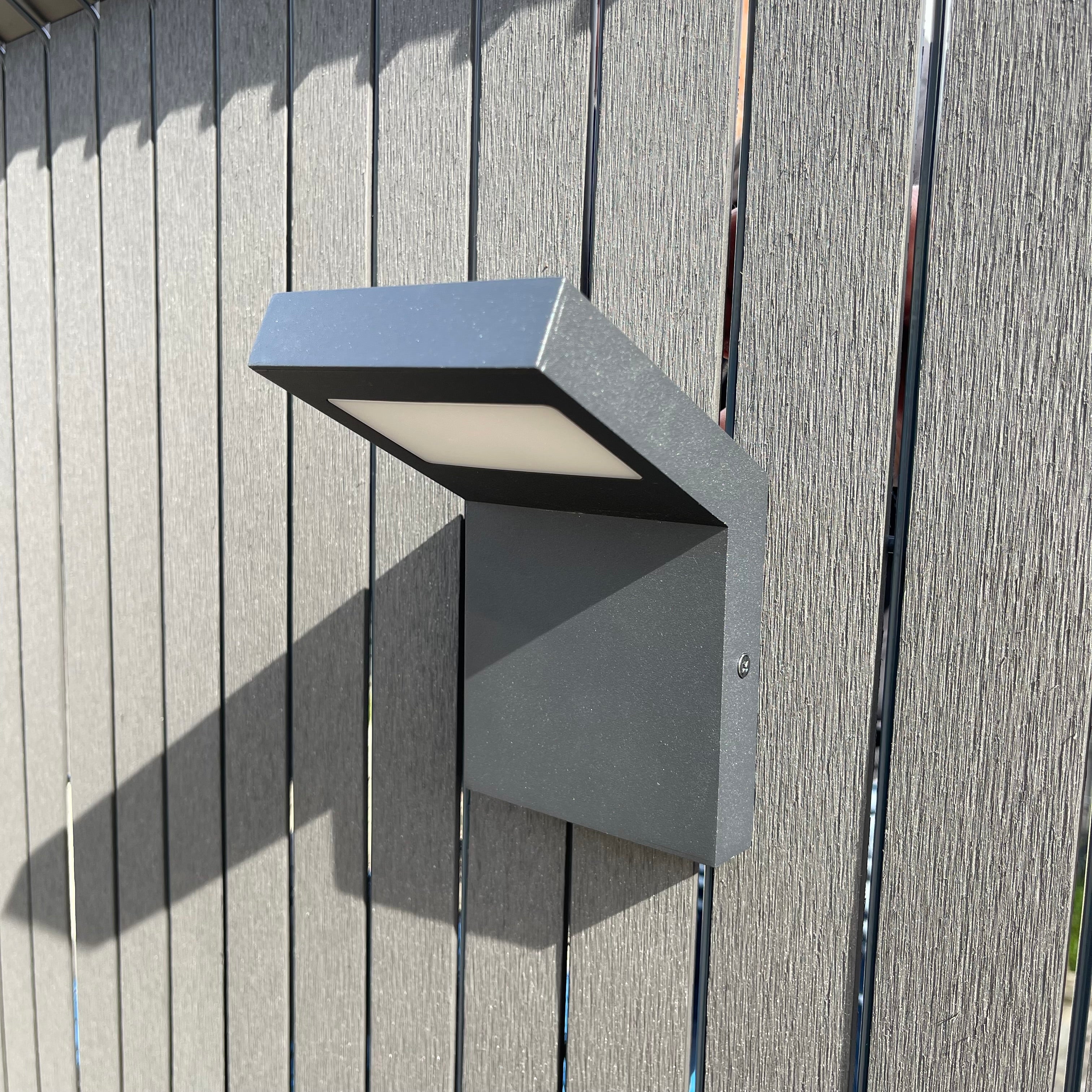 Outdoor wall lamp LONDON