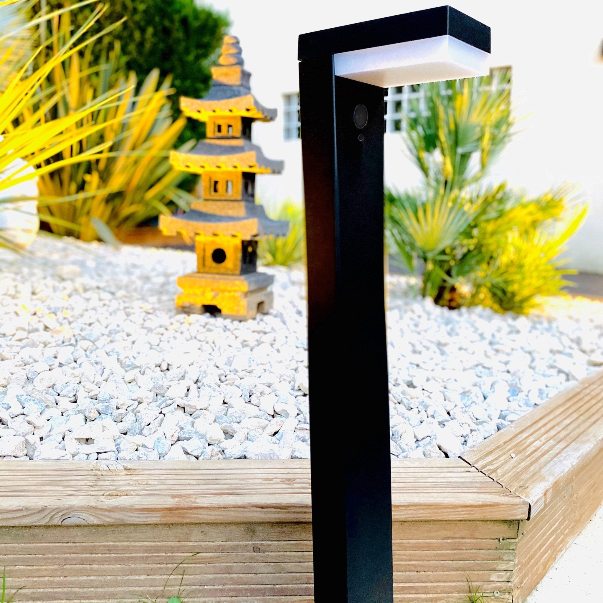 VENUS Solar Led Bollard - Motion detector - 3 lighting modes 75 to 600 lumens