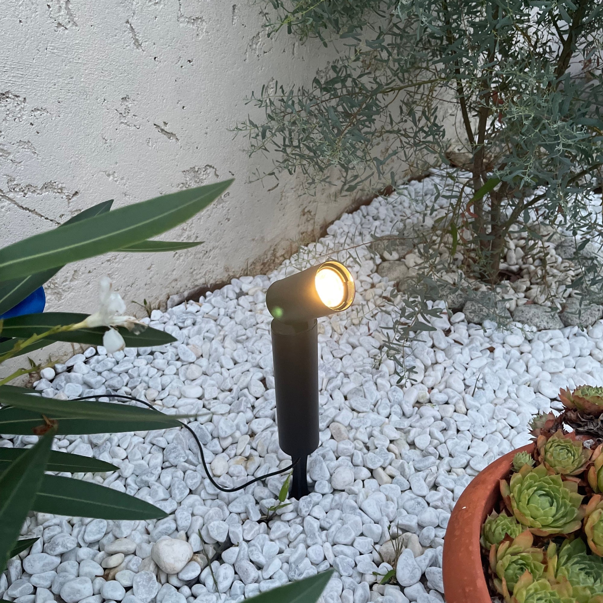 Kit of 2 RUBY solar-powered spotlights - Lumihome