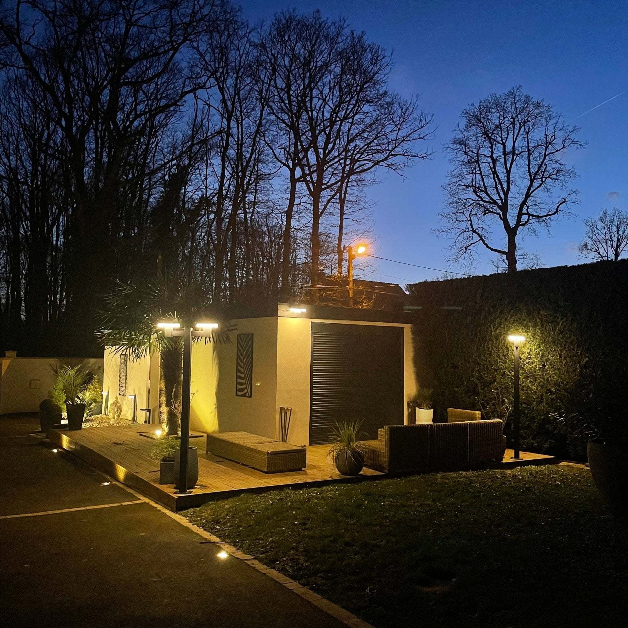 Terrace lit by 2 Lumihome outdoor LED lights