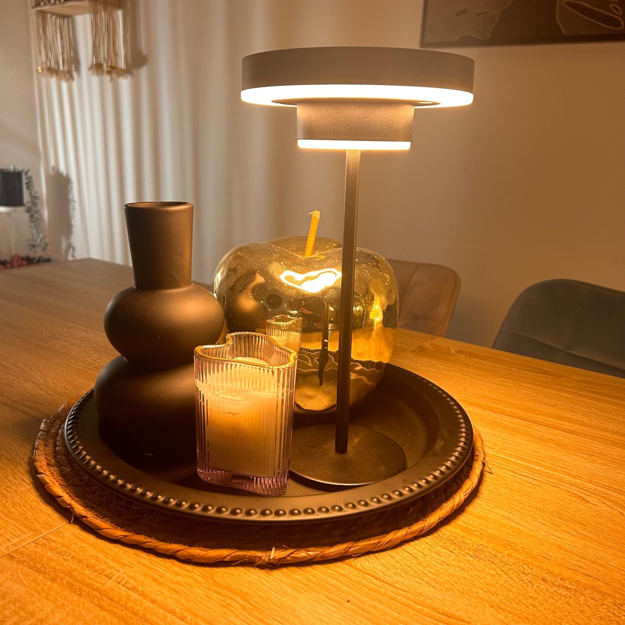 GENOVA solar LED table lamp - Lumihome