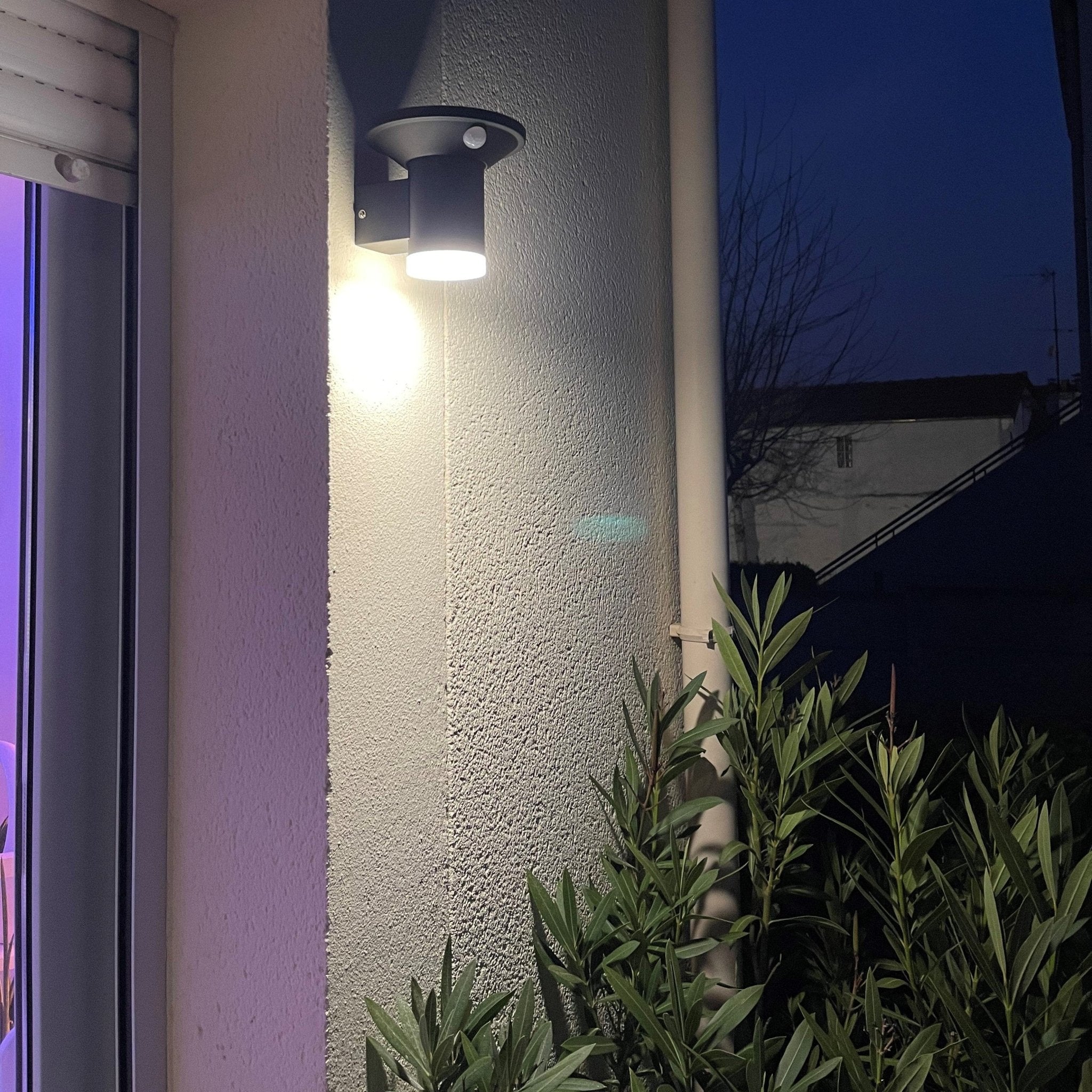 SYDNEY Solar Led Wall Light - Motion detector - 3 lighting modes - 75 to 500 lumens - Lumihome-France.com