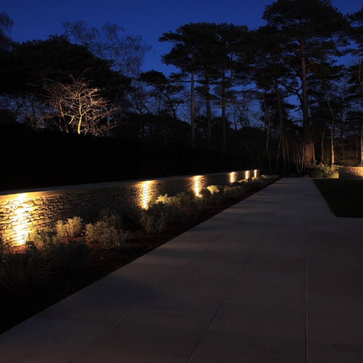 Outdoor Led RGB+CCT Mi-boxer - 230V- 24W - Remote control - IP66 - Lumihome-France.com