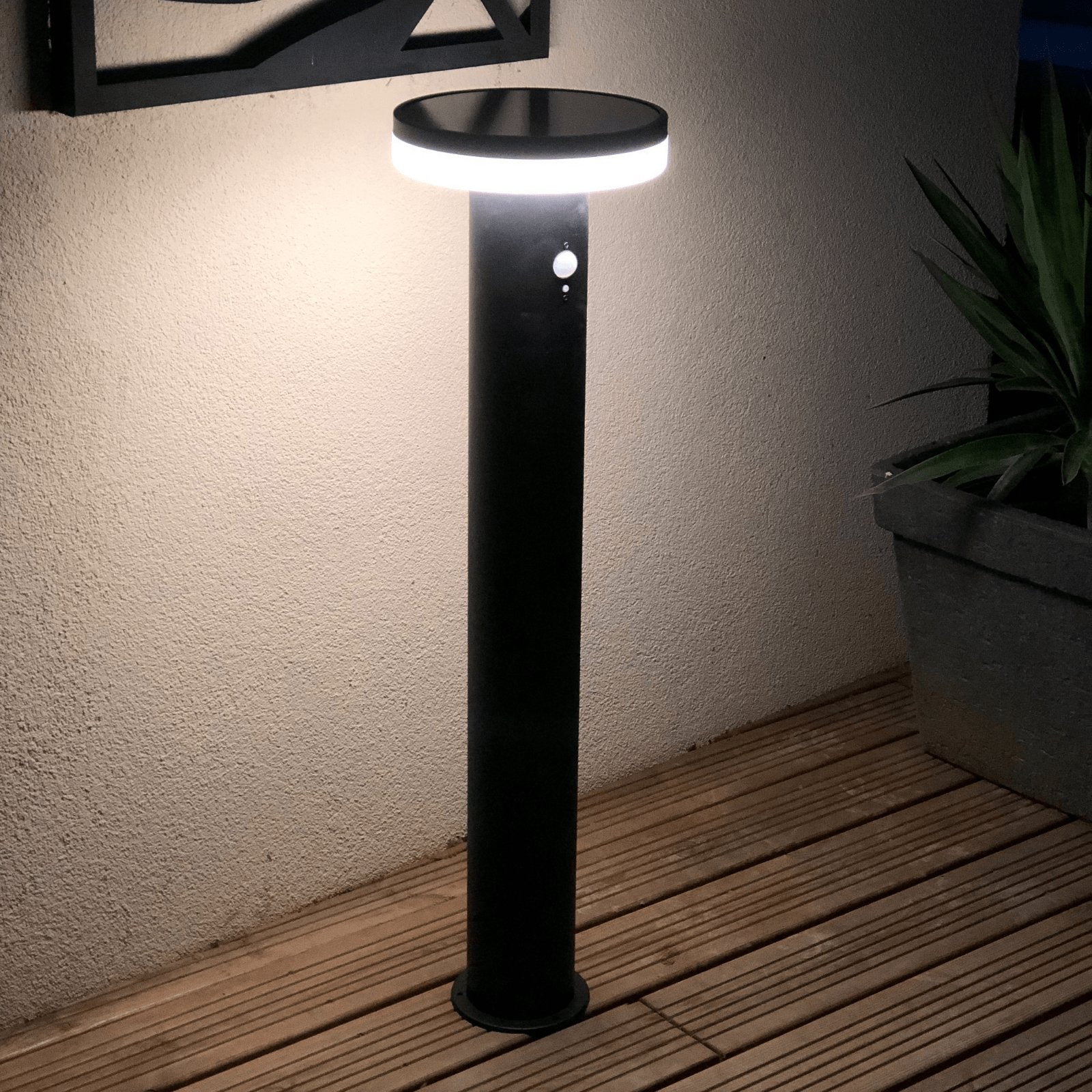 ALTO black solar Led bollard - Motion detector - 3 lighting modes from 150 to 1000 lumens - Lumihome