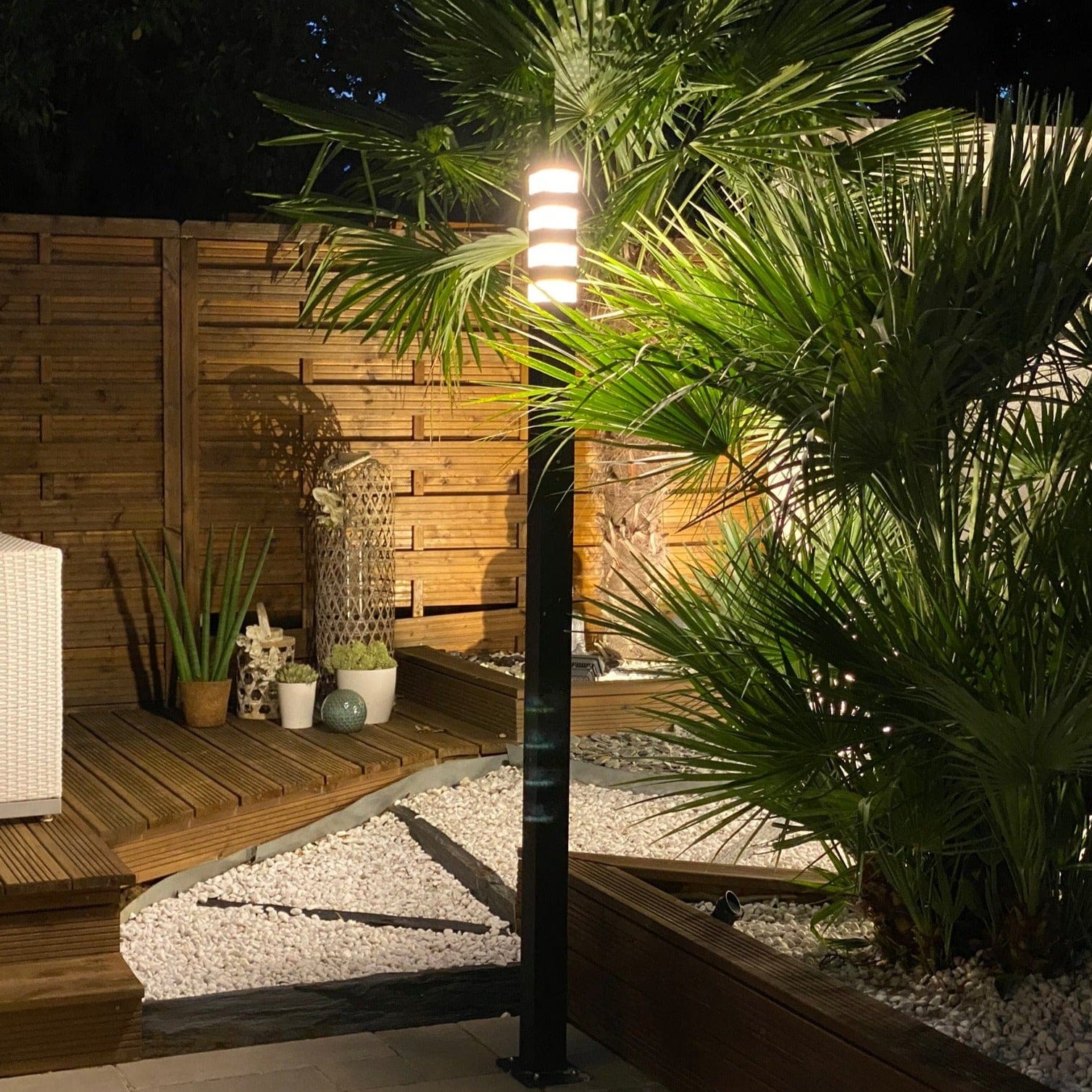 Pyramid Floor Lamp 2M - 230V - Modular - 2000 lumens - Lumihome-France.com