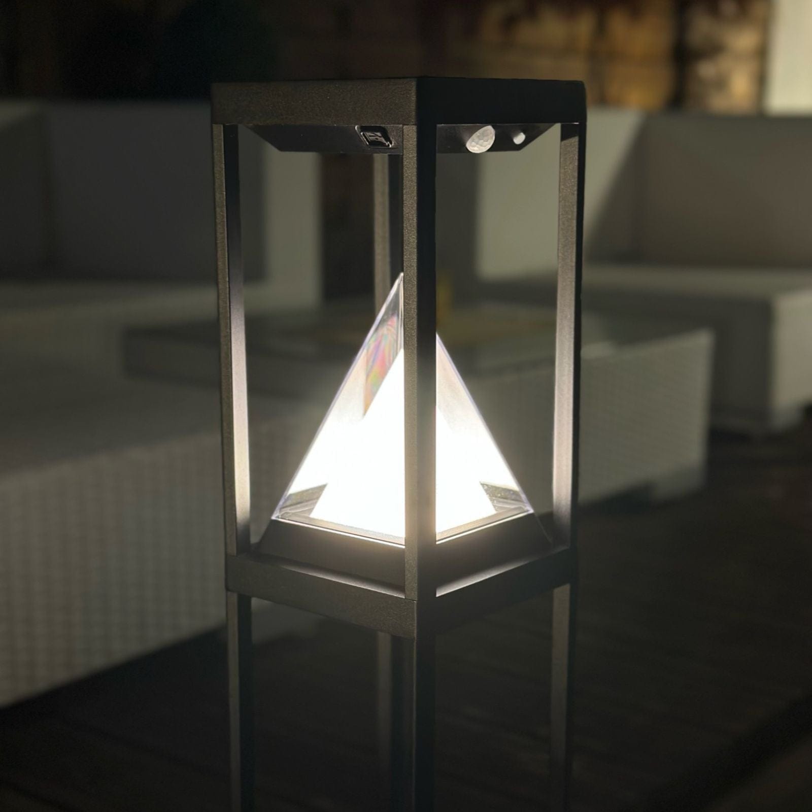 KEOPS solar LED table lamp - Motion detector - 3 lighting modes from 75 to 600 lumens - Lumihome