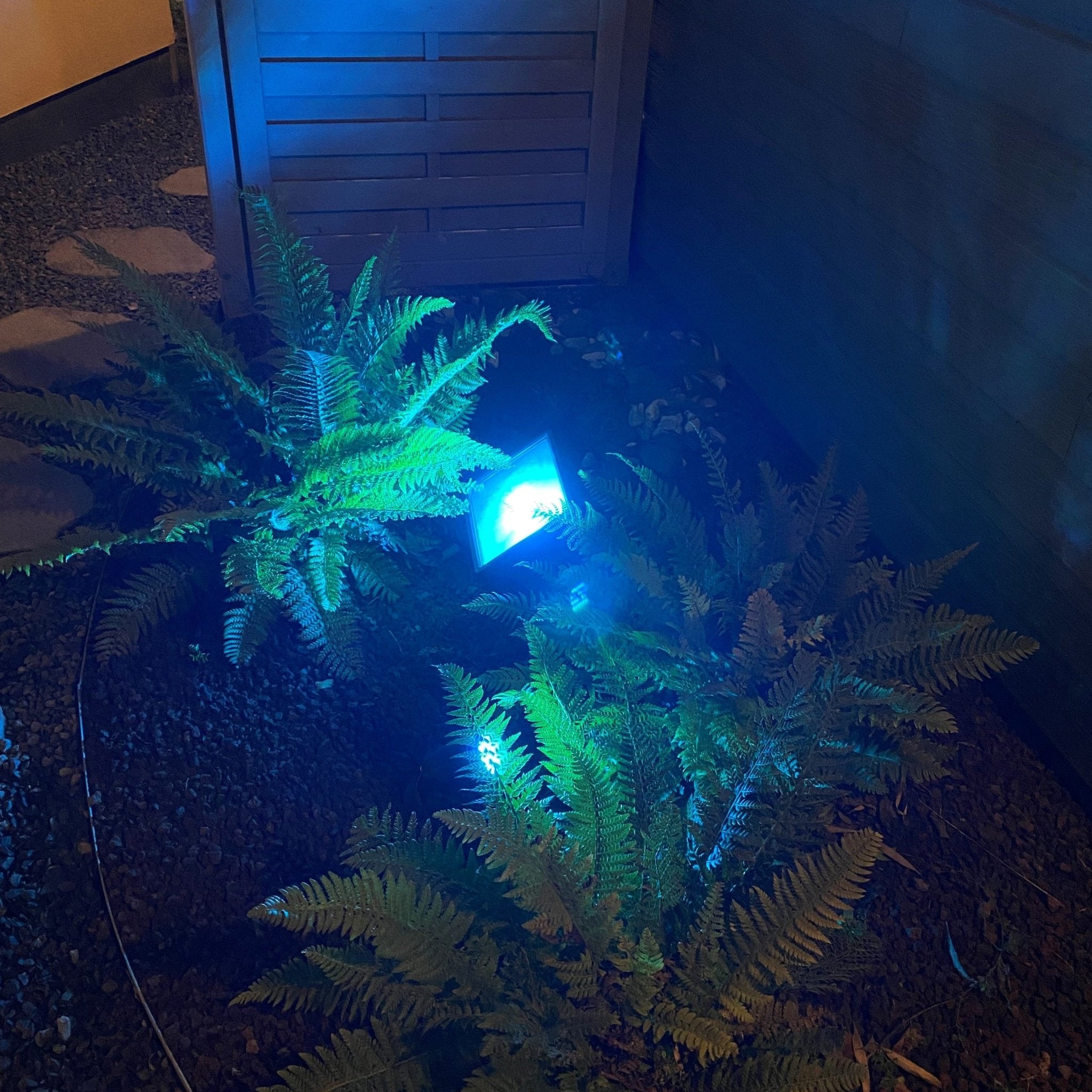 Ultra-powerful outdoor Led spotlight RGB-CCT Mi-Boxer - 230V - 50W - Remote control not included - Lumihome-France.com