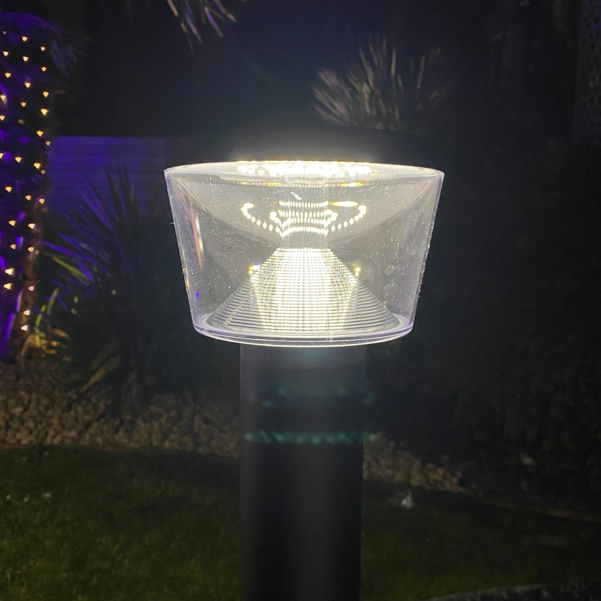 Pilona solar led DUBLIN - Detector de movimiento - 3 modos de iluminación - 75 a 600 lúmenes - Lumihome-France.com